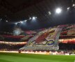 Spectaculoși doar în tribune. AC Milan a pierdut fără drept de apel Derby della Madonnina, 0-2 în fața lui Inter, însă fanii ei au fost la înălțime. Echipa lui Conte e lider în Serie A, cu 12 puncte, în timp ce echipa lui Giampaolo e pe 9, cu 6 puncte (foto: Guliver/Getty Images)