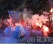 PREMIERĂ. FC U Craiova, echipa lui Adrian Mititelu, din Liga a 3-a, a jucat pentru prima dată pe noul „Ion Oblemenco”, în meciul din „16”-imile Cupei României, pierdut 2-3 cu U Cluj. Cei 10.000 de fani prezenți la meci au făcut o atmosferă senzațională. (foto: Bogdan Dănescu)