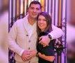 CRĂCIUN FERICIT! Simona Halep se relaxează preț de câteva zile acasă. Campioana de la Wimbledon 2019 a publicat de Crăciun prima fotografie în social media alături de Toni Iuruc, cel cu care se află într-o relație începând cu acest an. 