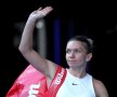 FINAL DE DRUM. Simona Halep a pierdut în semifinalele Australian Open în fața lui Garbine Muguruza, scor 6-7 (8), 5-7, și se întoarce acasă după un turneu bun făcut la Melbourne (foto: Reuters)