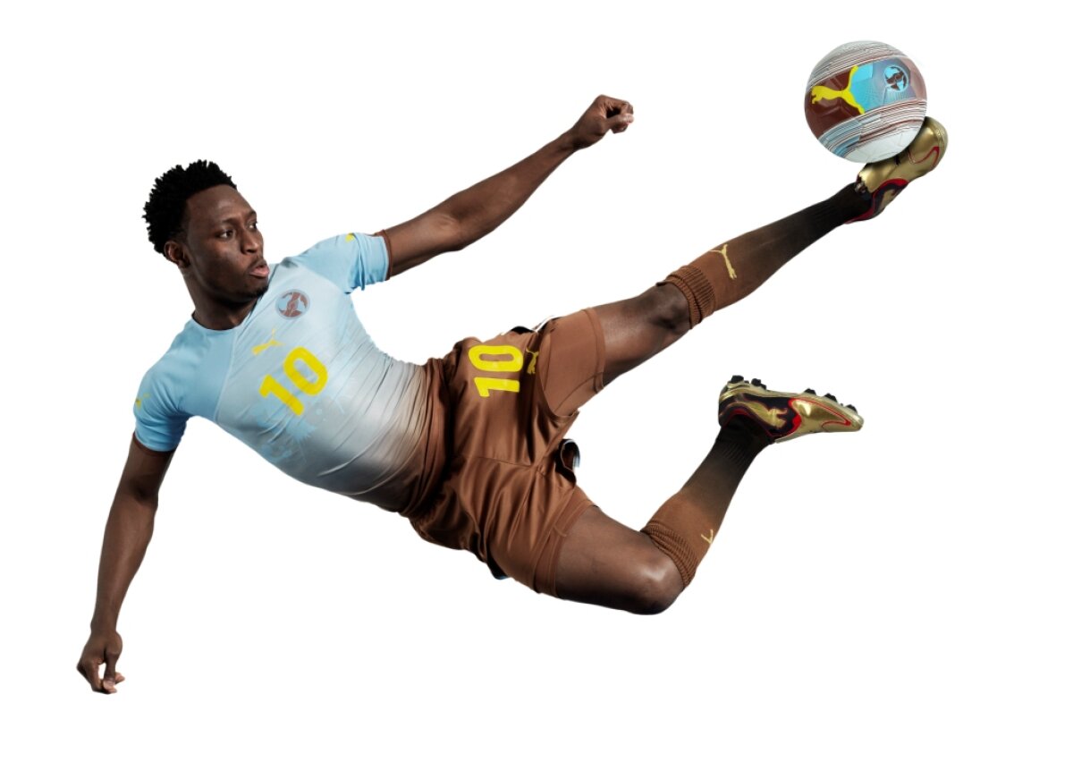4 picturi cu jucatori de fotbal africani,  comandate de catre PUMA artistului Kehinde Willey