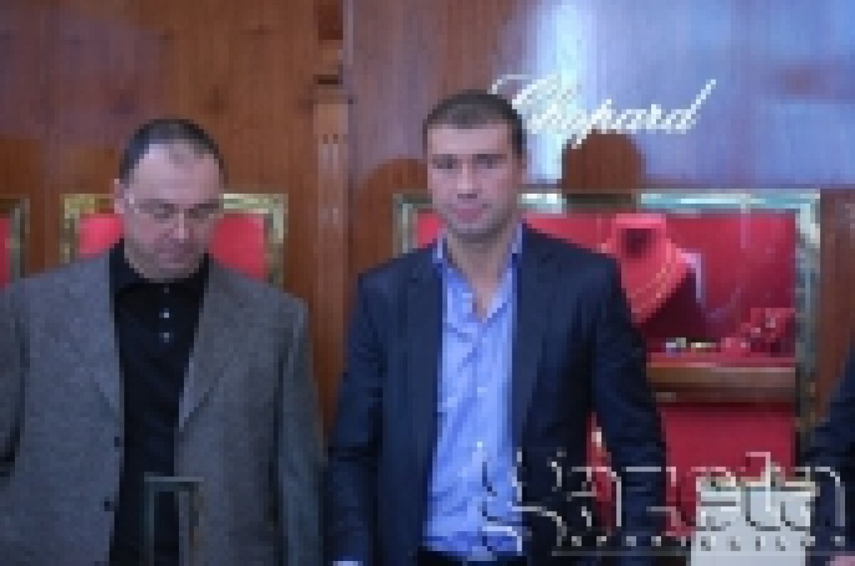 Lucian Bute a primit cadou un ceas de peste 5.000 de euro!