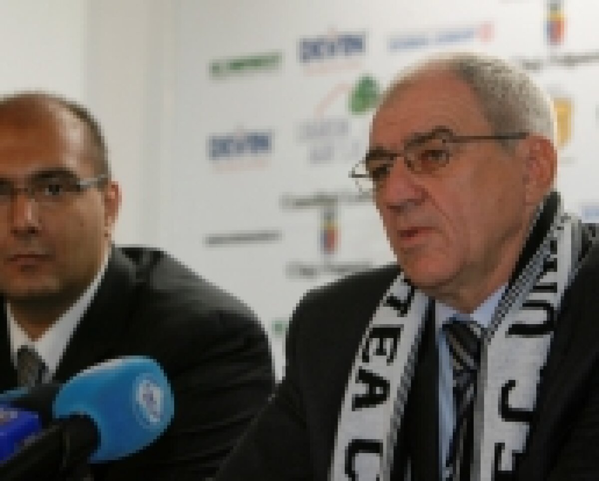 FOTO  » Hizo e manager general la U Cluj: "Nu aducem jucători de pe DVD-uri sau internet" ;)