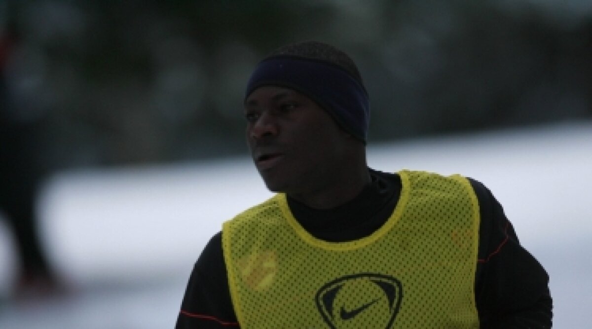 N'Doye s-a pierdut în pădure, dar a ajuns singur la hotel! :)