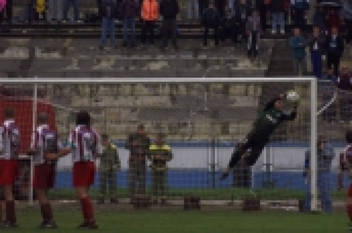 Bogdan Lobonţ a împlinit astăzi 32 de ani. Transmite-i un mesaj!