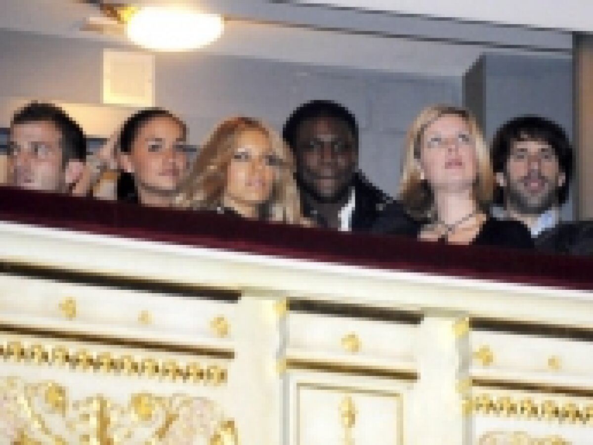 FOTO / Fotbaliştii Realului şi-au dus iubitele la concertul Alicia Keys