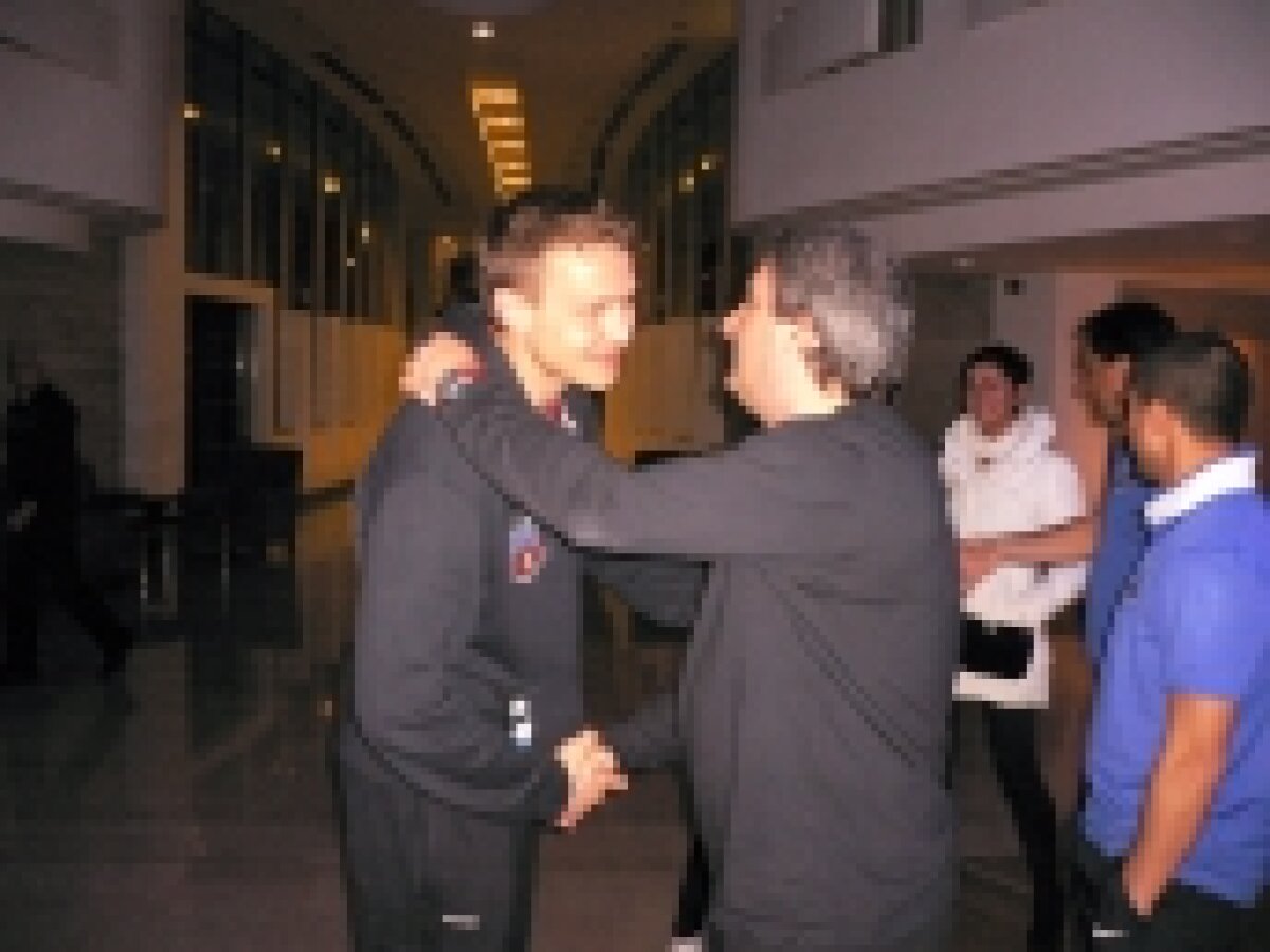 FOTO / Ghionea şi-a luat la revedere de la colegi şi antrenori