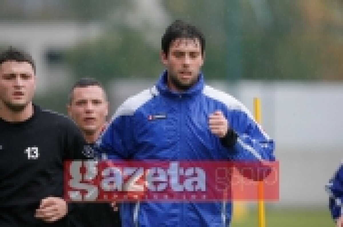 FOTO / Timişorenii au efectuat un antrenament dur, desfăşurat pe ploaie!