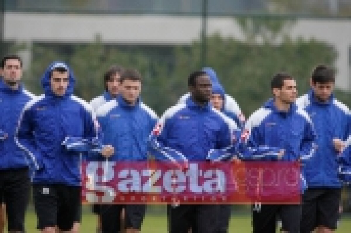 FOTO / Timişorenii au efectuat un antrenament dur, desfăşurat pe ploaie!