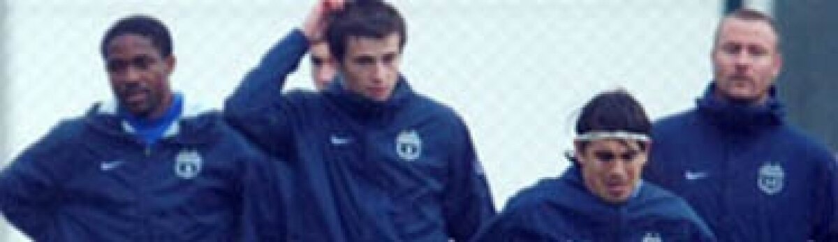 FOTO / Steliştii au scăpat la limită de o furtună iscată din senin în Antalya!