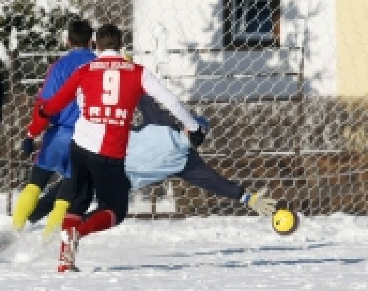 FOTO / Prima victorie în 2010 pentru Dinamo: 5-1 cu Râşnov