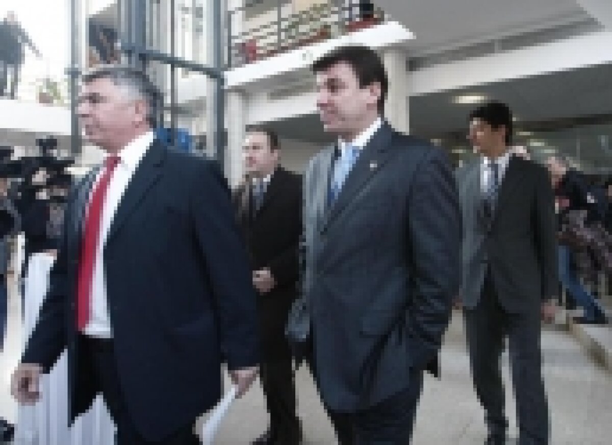 FOTO / Alegerile pentru preşedinţia FRF, în imagini!