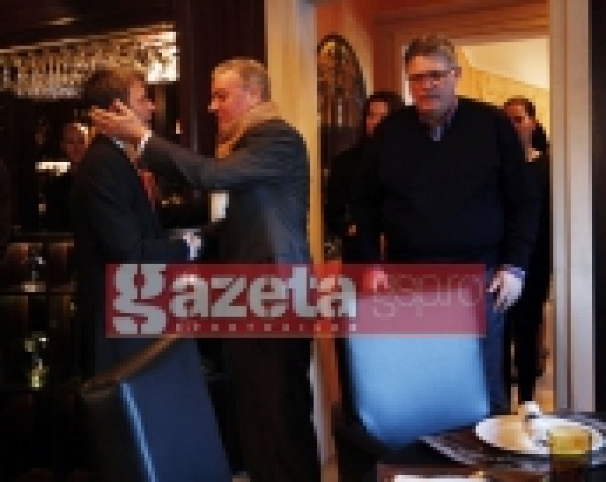 FOTO EXCLUSIV / Mircea Sandu a făcut cinste cu ocazia realegerii la şefia FRF