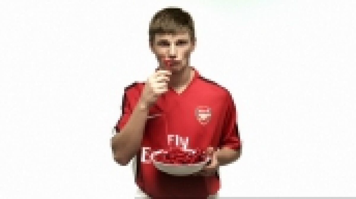 Materazzi, Cannavaro şi Maria Sharapova luptă împotriva HIV într-un proiect special