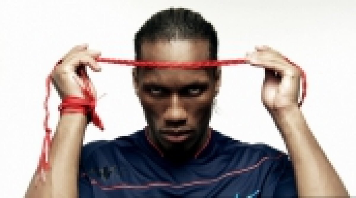 Materazzi, Cannavaro şi Maria Sharapova luptă împotriva HIV într-un proiect special