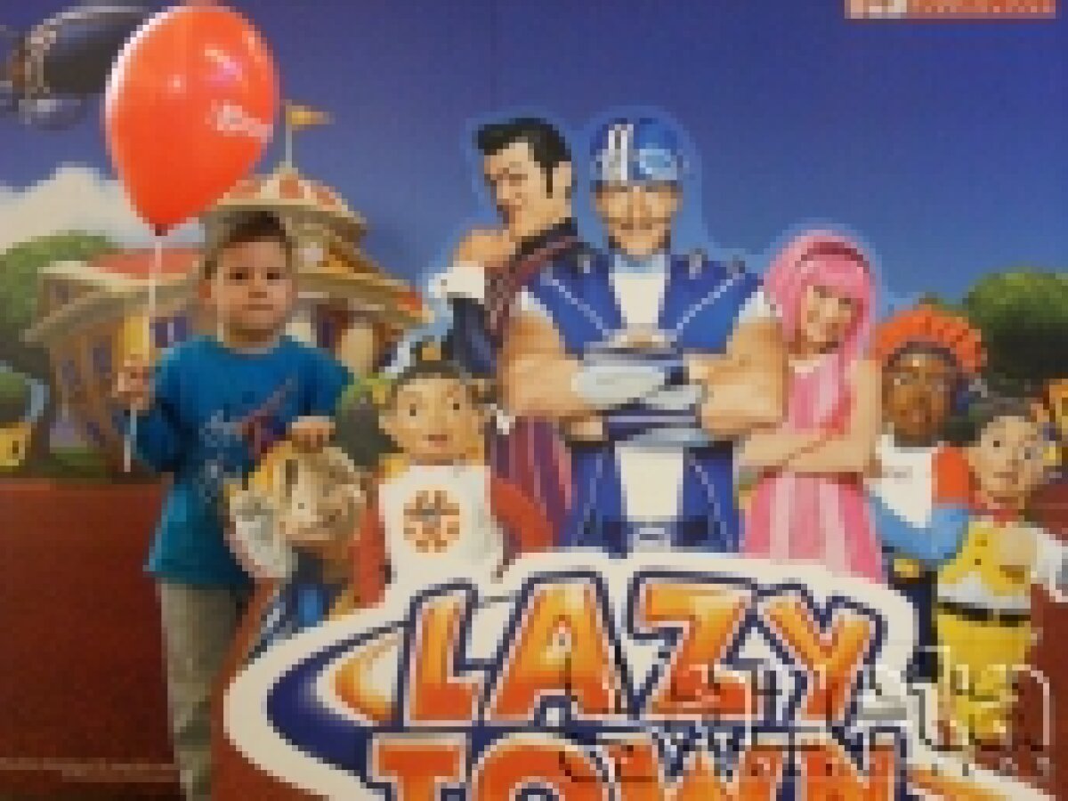 Copiii au făcut poze în Orăşelul Leneş!