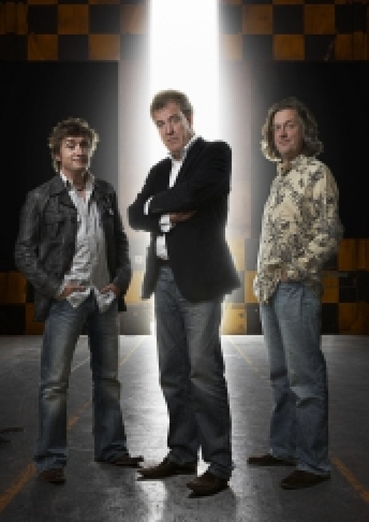 Sîmbăta, 6 februarie, de la 23:05, începe o nouă serie TOP GEAR, la Antena 3