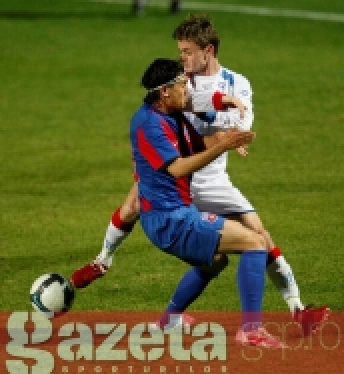 FOTO / Amical Steaua-Vasas Budapesta 2-0