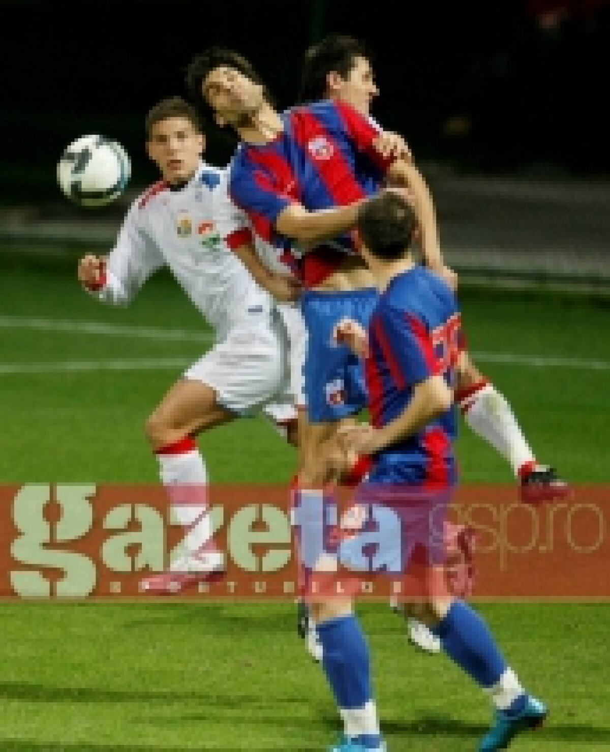 FOTO / Amical Steaua-Vasas Budapesta 2-0