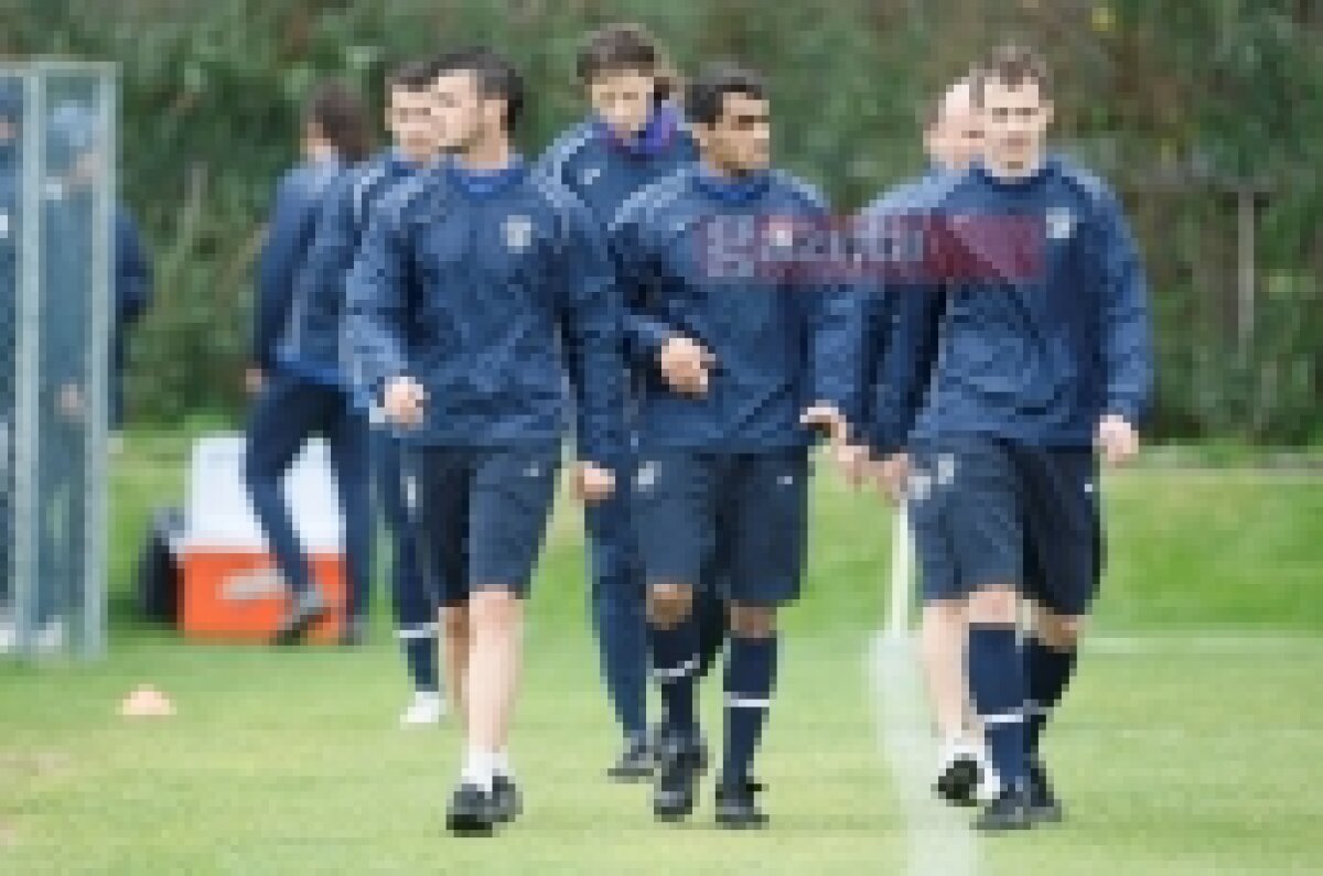 FOTO / Vezi imagini de la antrenamentul de azi al Stelei!