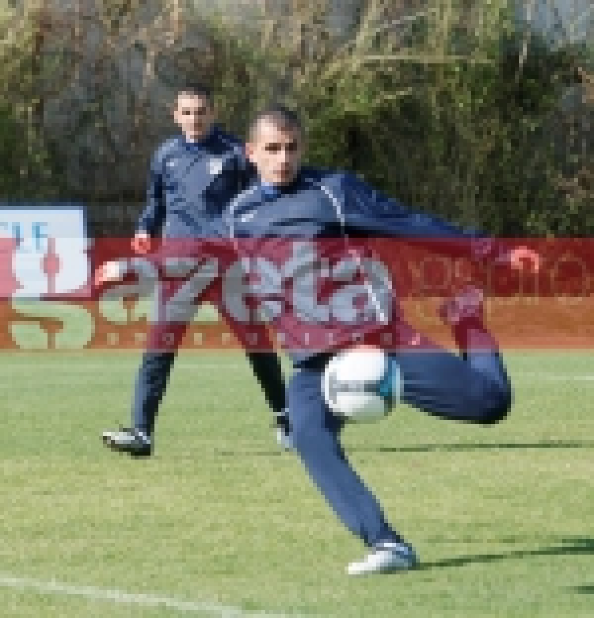 FOTO / Vezi imagini de la primul antrenament al fraţilor Karamian la Steaua!