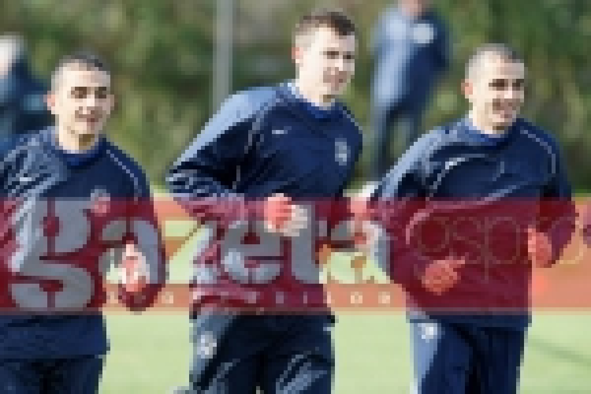 FOTO / Vezi imagini de la primul antrenament al fraţilor Karamian la Steaua!