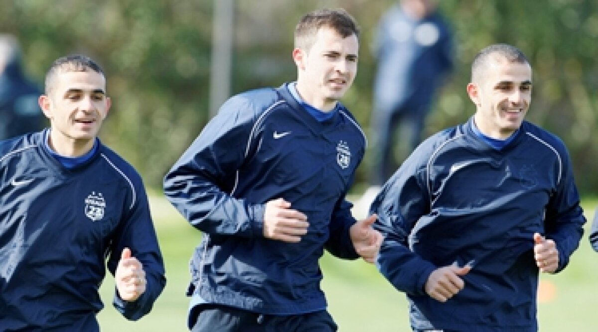 FOTO / Vezi imagini de la primul antrenament al fraţilor Karamian la Steaua!