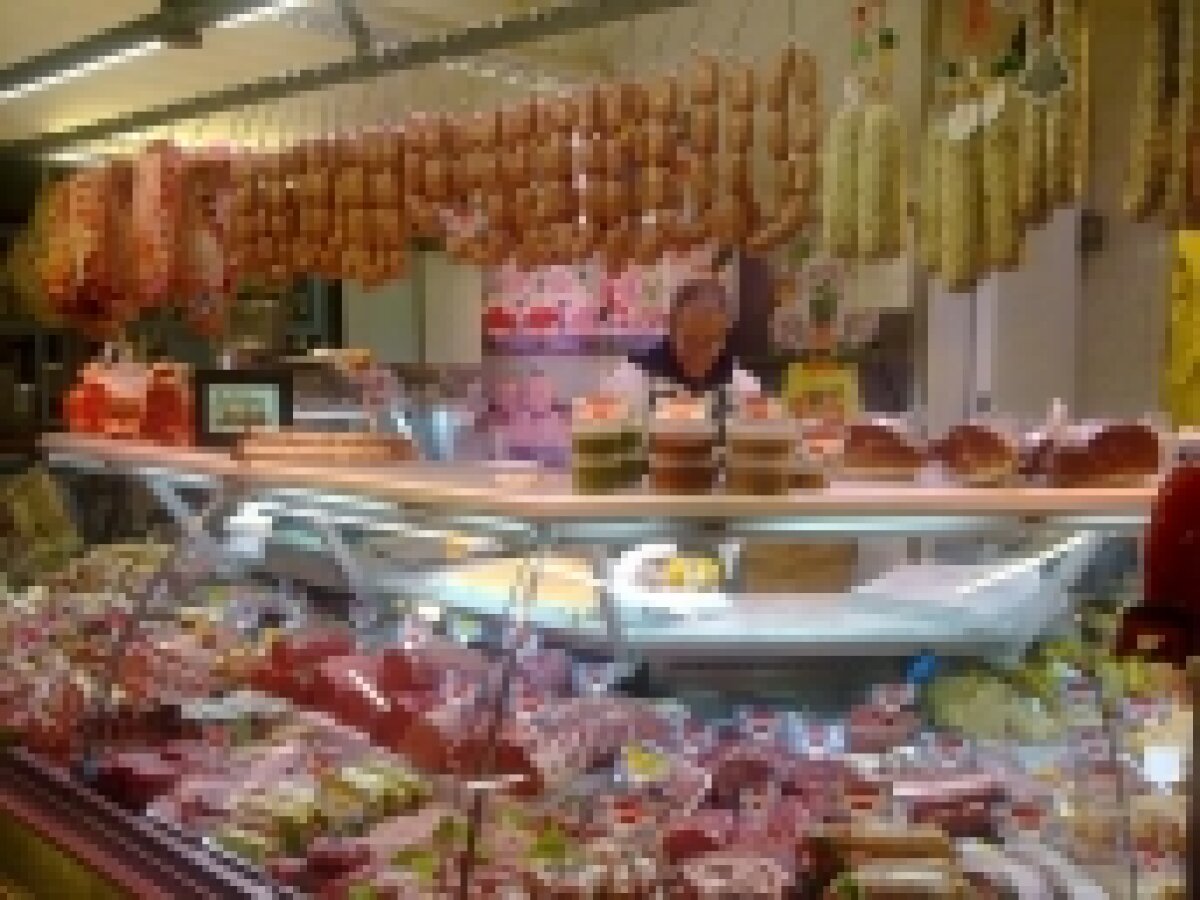 Fanii îl condamnă pe Mutu: "Chivu întreabă medicul şi cînd se dă cu gel, el de ce nu face aşa?"