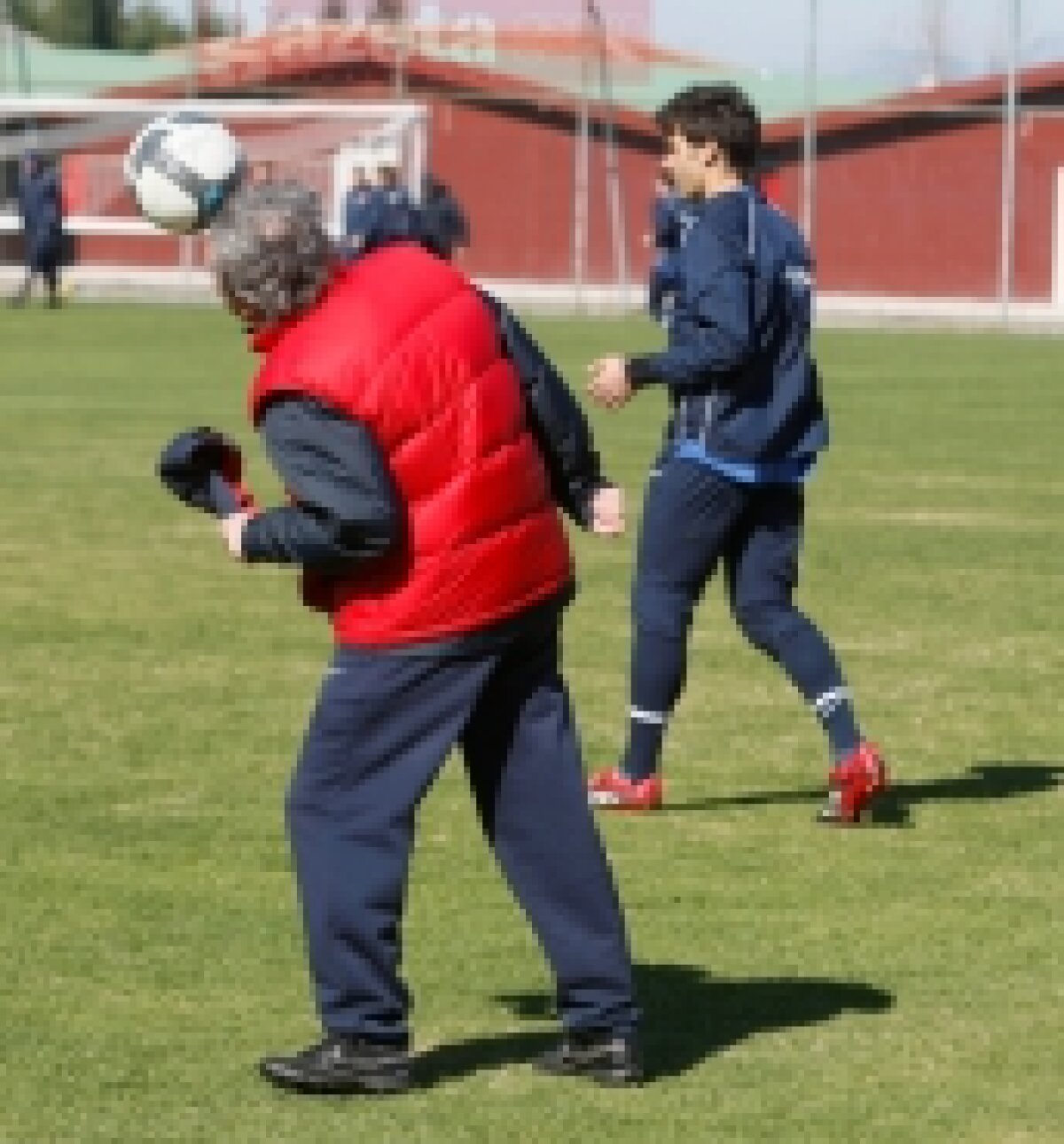 FOTO / Vezi imagini de la antrenamentul de azi al Stelei!