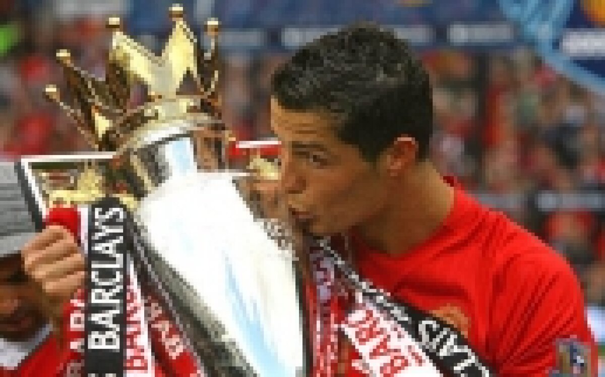 25 de ani în 25 de imagini: Cristiano Ronaldo e născut în aceeaşi zi cu Hagi :D