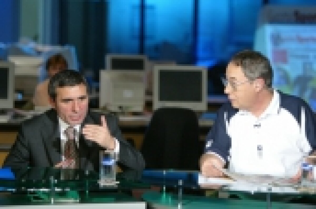 FOTO » Viaţa lui Gică Hagi, în 145 de imagini