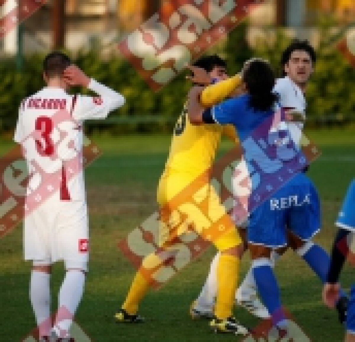 FOTO EXCLUSIV / Bornescu şi Neves bătaie ca-n filme la amicalul Rapidului cu Ostrava