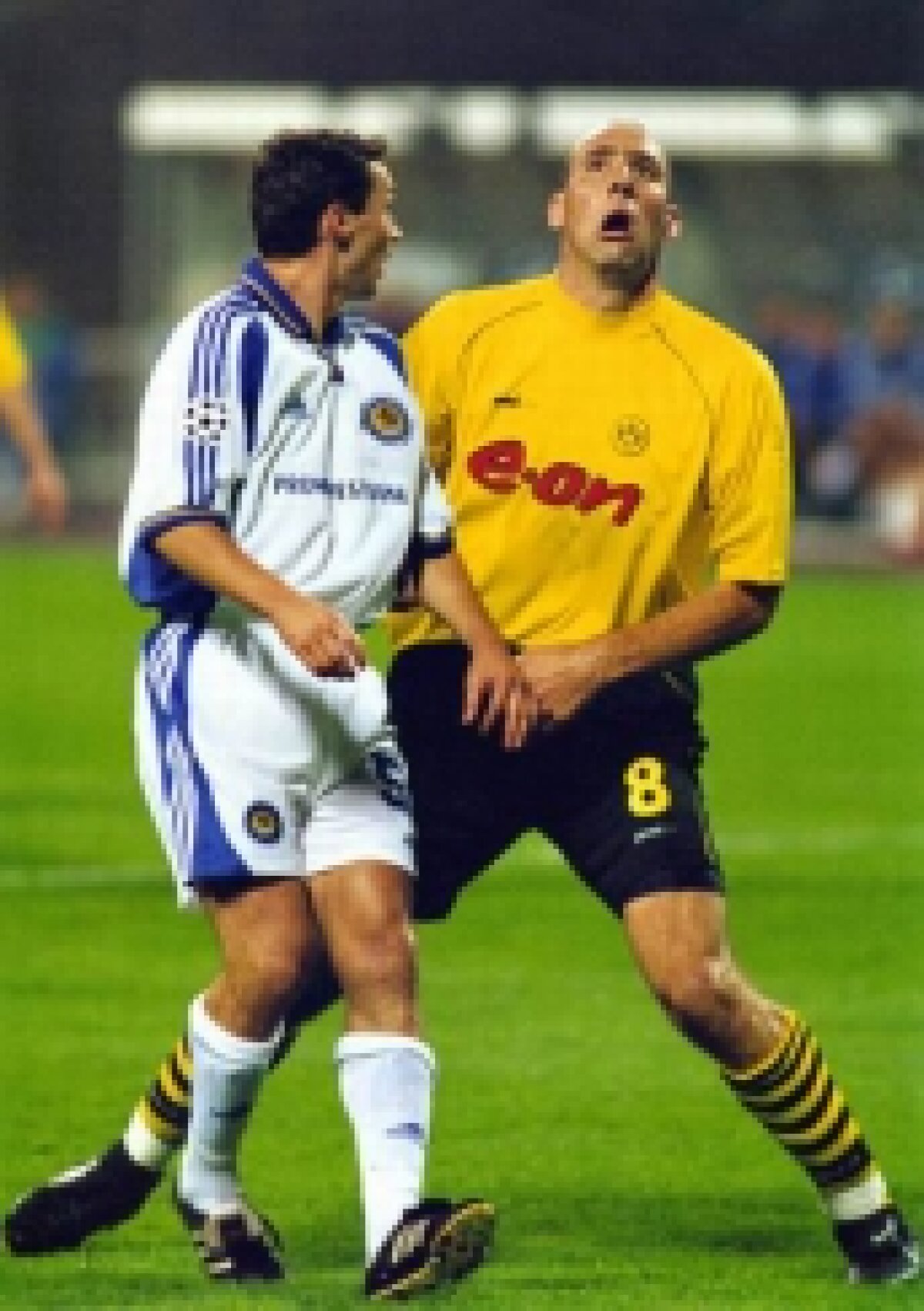 FOTO//Sînt fotbaliştii înalţi discriminaţi pe teren? Vezi concluziile unui studiu efectuat de olandezi!