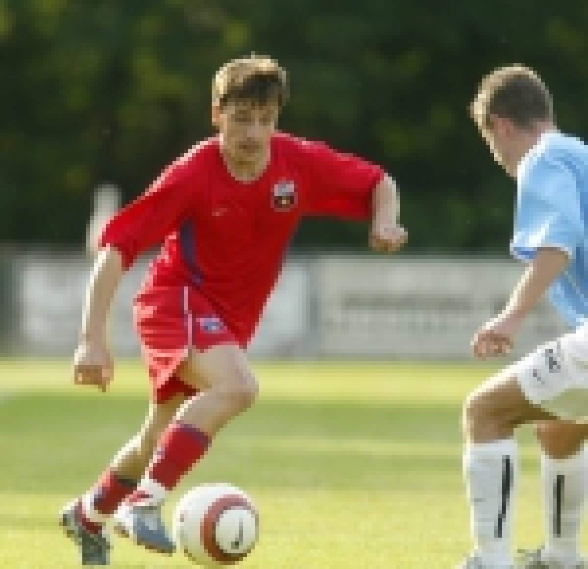 Florentin Dumitru s-a reapucat de fotbal » "Micul Beckham" e coleg cu Odoroabă