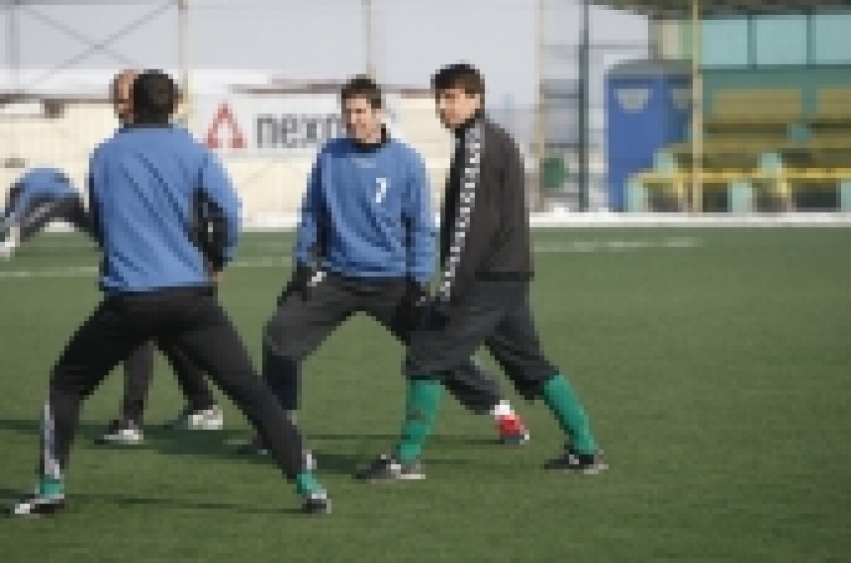 Florentin Dumitru s-a reapucat de fotbal » "Micul Beckham" e coleg cu Odoroabă