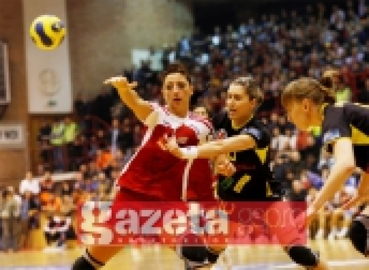 FOTO / Oltchim - Dinamo Volgograd 30-24 (16-9) / Oltchim este aproape de semifinale!