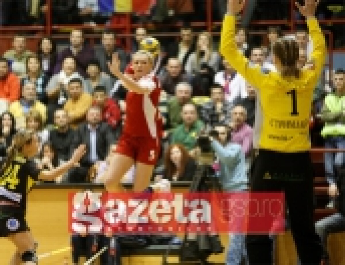 FOTO / Oltchim - Dinamo Volgograd 30-24 (16-9) / Oltchim este aproape de semifinale!