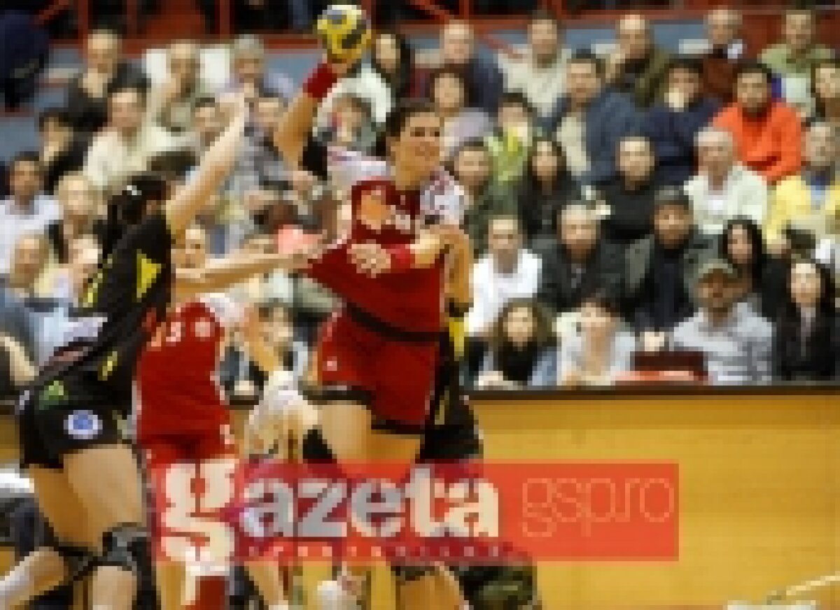 FOTO / Oltchim - Dinamo Volgograd 30-24 (16-9) / Oltchim este aproape de semifinale!