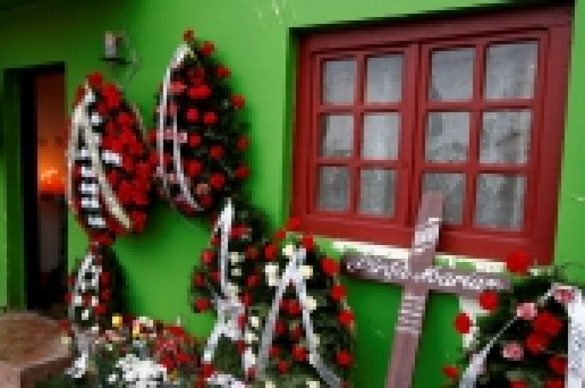 Ultimele cuvinte ale fotbalistului Marian Pîrşă, răpus de cancer sîmbătă: "Tăticule, adu-mi adidaşii!"