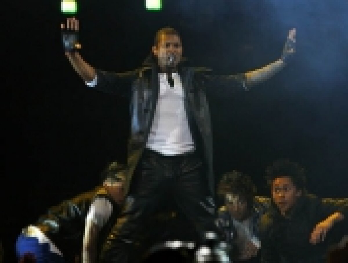 Estul cîştigă All-Star Game-ul din 2010 în faţa a peste 100.000 de fani!