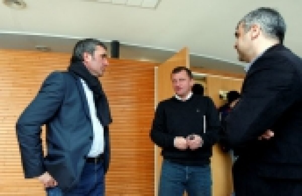 Răzvan Lucescu: "Nu dau lecţii, vreau doar o bună colaborare cu cluburile"