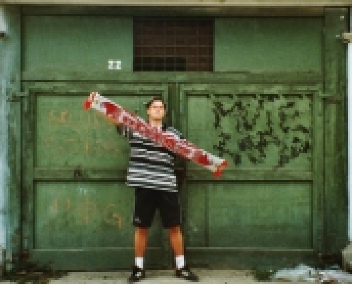 Fă cunoştinţă cu cel mai înfocat dinamovist de peste hotare!