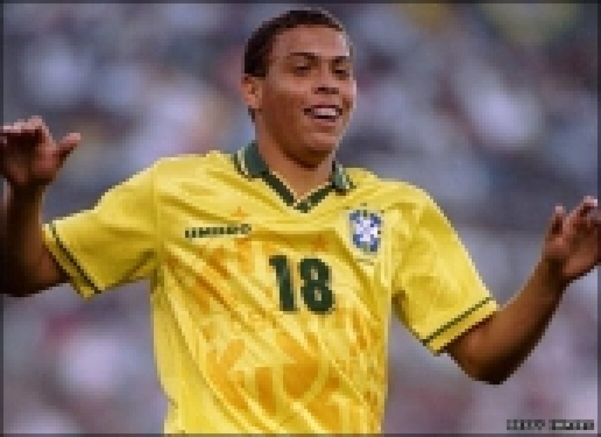 Brazilianul Ronaldo a revenit la look-ul care l-a consacrat