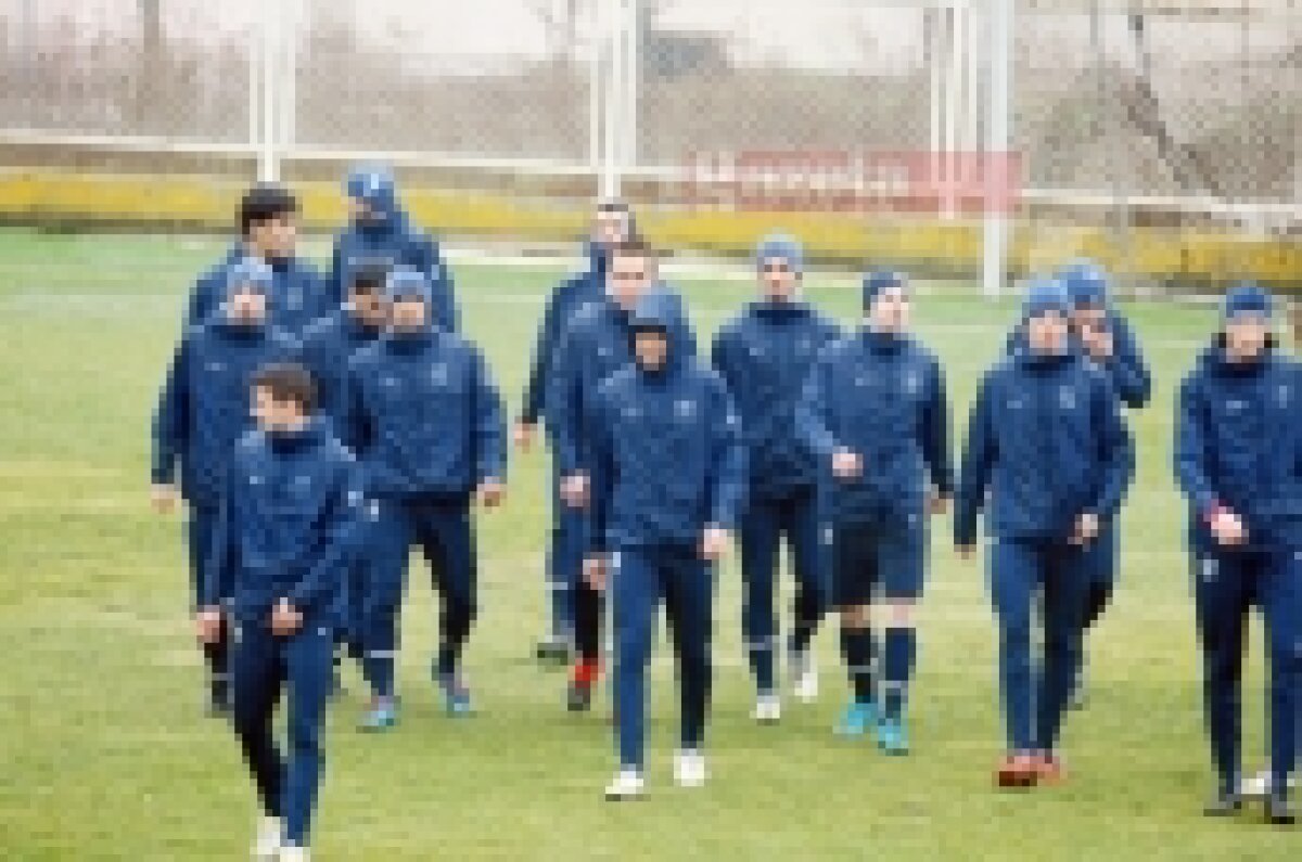 FOTO / Antrenament în noroi, episodul doi! Vezi imagini cu jucătorii Stelei!