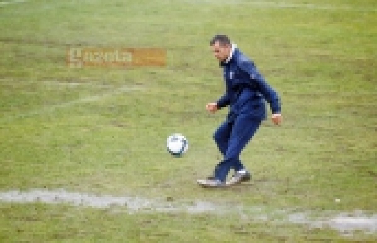 FOTO / Antrenament în noroi, episodul doi! Vezi imagini cu jucătorii Stelei!