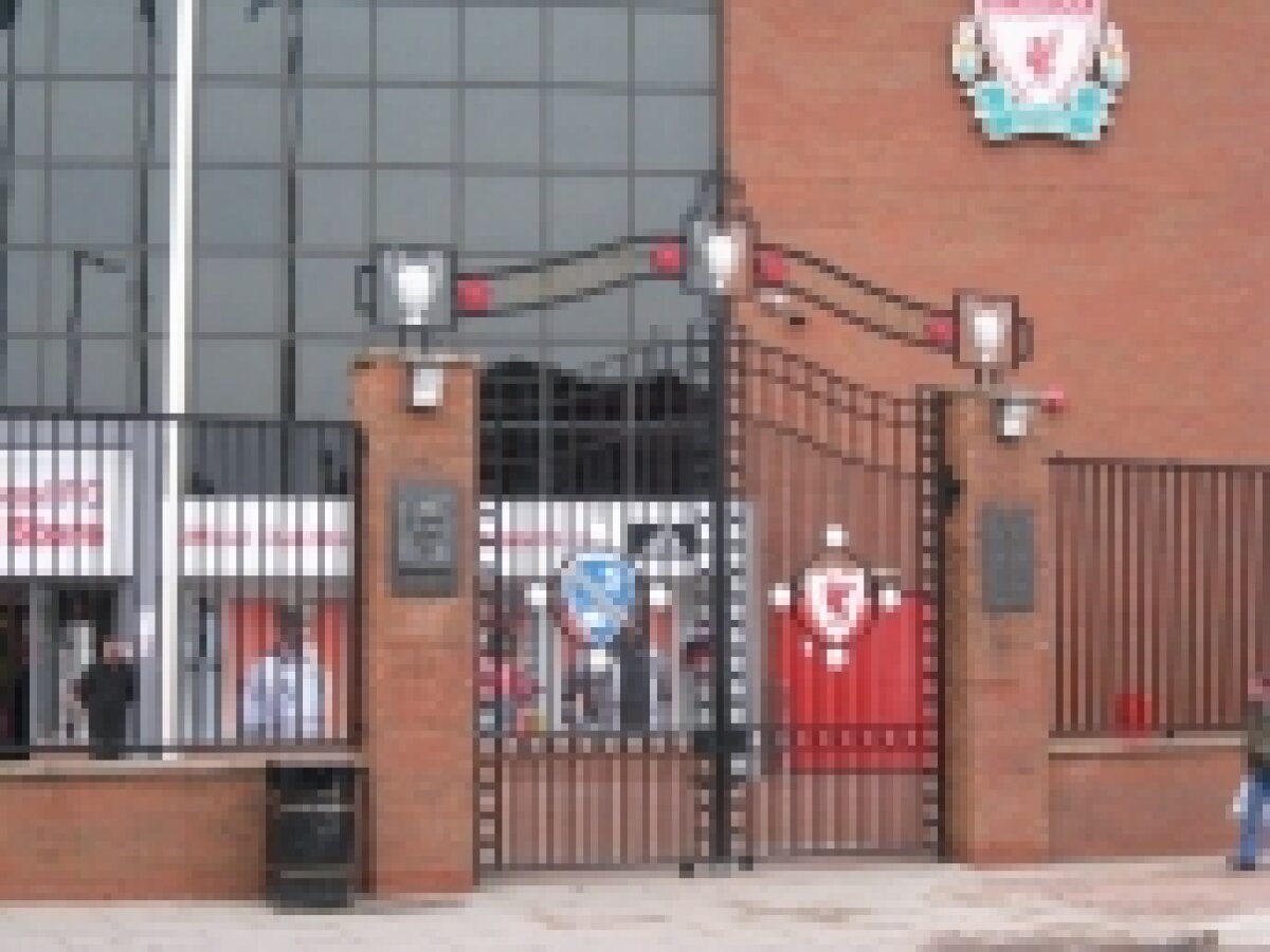 Ialomiţenii încearcă imposibilul la Liverpool » "Profităm!"