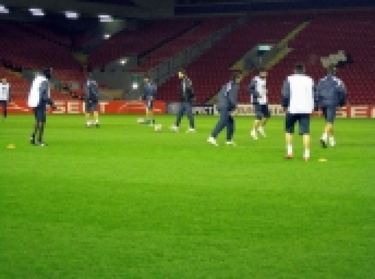 FOTO / Urziceni s-a antrenat pe Anfield Road