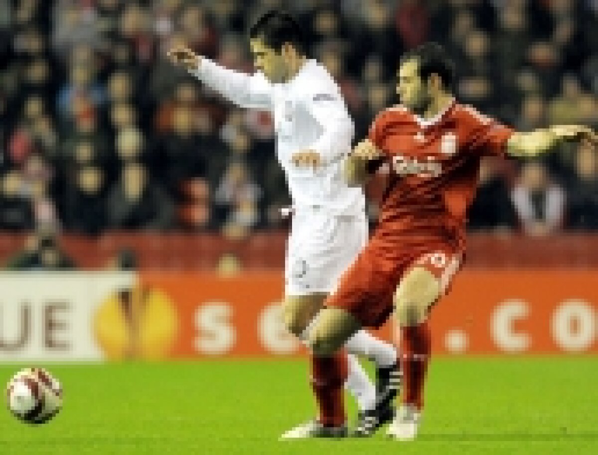 Vezi imagini de la partida Liverpool-Unirea Urziceni!