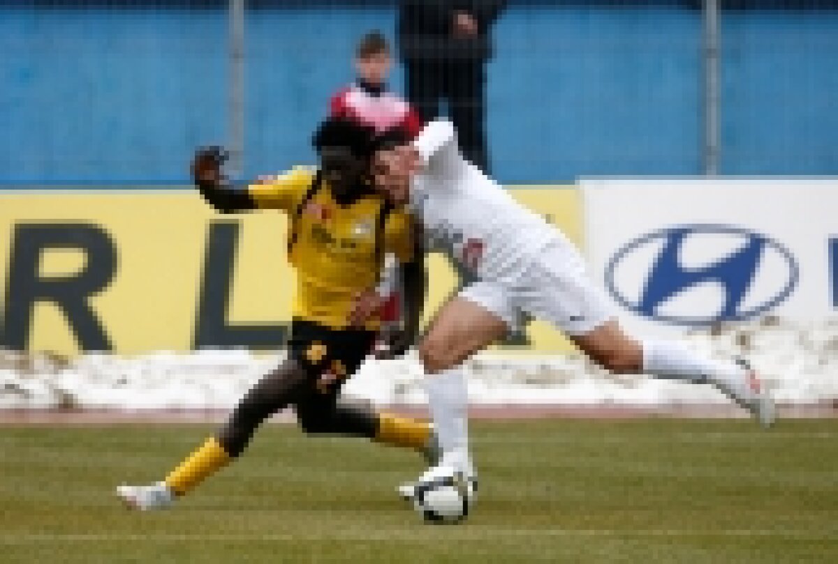 Vezi imagini din meciul Gloria Bistriţa-Poli Timişoara 0-0!