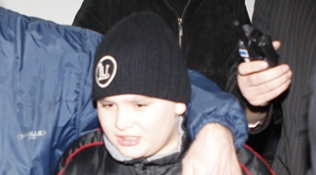 FOTO / Un suporter a lovit un copil la Steaua-Ceahlăul!